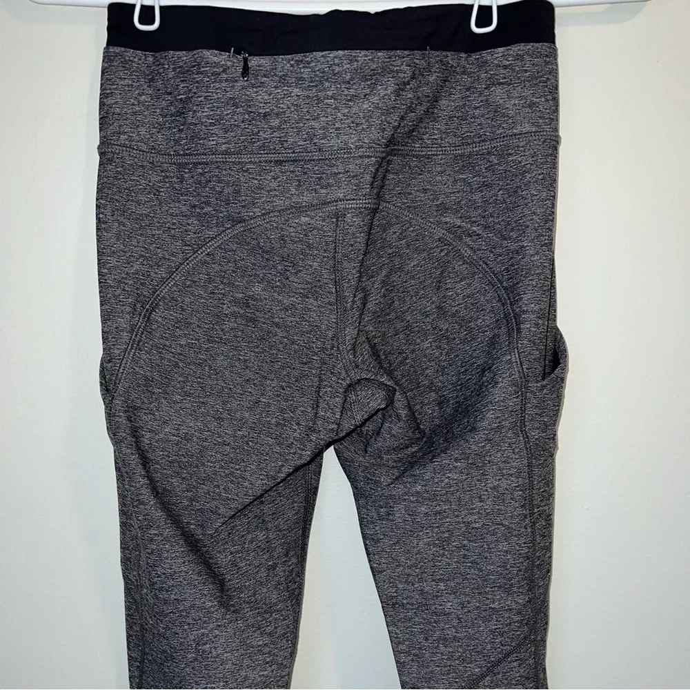 LuluLemon Wunder Train Leggings with Pockets - Picture 5 of 9